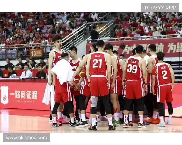 中国男篮全力备战世界杯预选赛 聚焦核心球员与战术调整