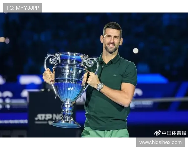 德约科维奇再创传奇击败劲敌豪夺赛季第八冠巩固世界第一宝座