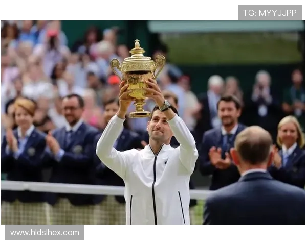全球总决赛上演史诗对决新王登基引爆电竞圈热议