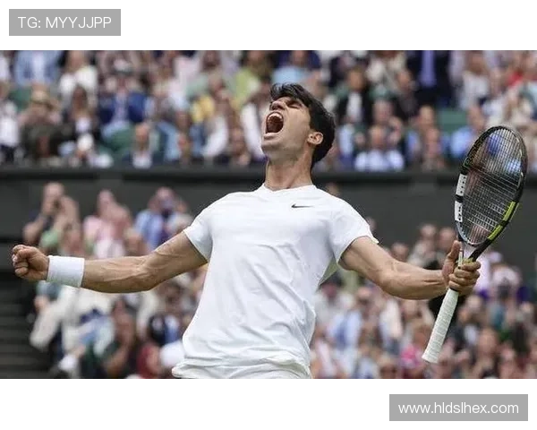 德约科维奇强势逆转再夺大师赛冠军展现网坛王者无可撼动的统治力 德约科维奇强势逆转再夺大师赛冠军展现网坛王者无可撼动的统治力