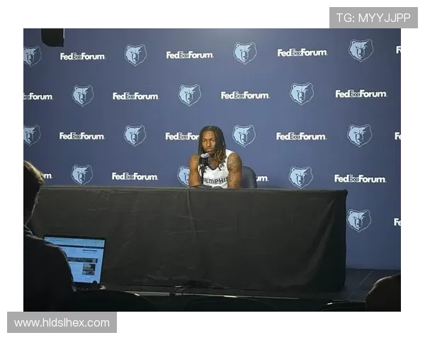 灰熊队新赛季备战情况曝光 球员阵容调整引发球迷热议