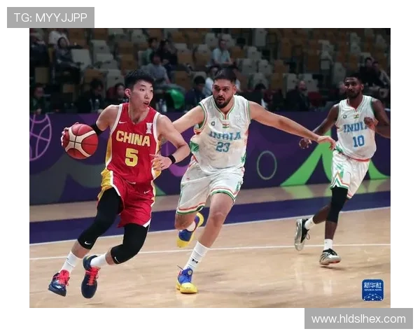 中国篮球队迎战世界强队，备战国际赛事全力出击